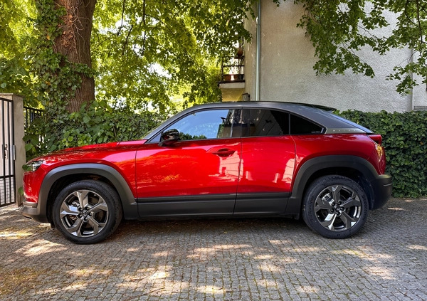 Mazda MX-30 cena 86900 przebieg: 19900, rok produkcji 2021 z Zgierz małe 352